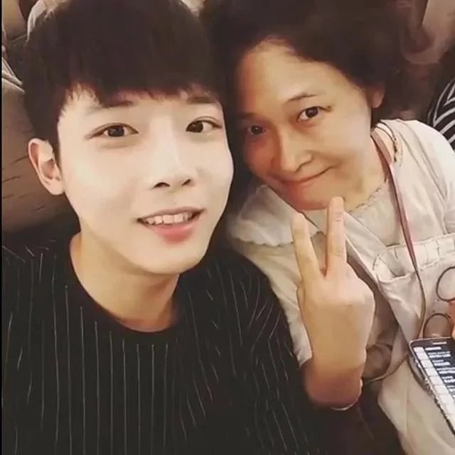 司徒彦蝶毅