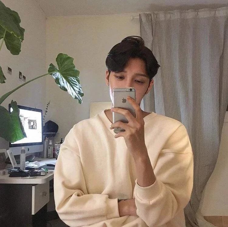 孟骅妮纨