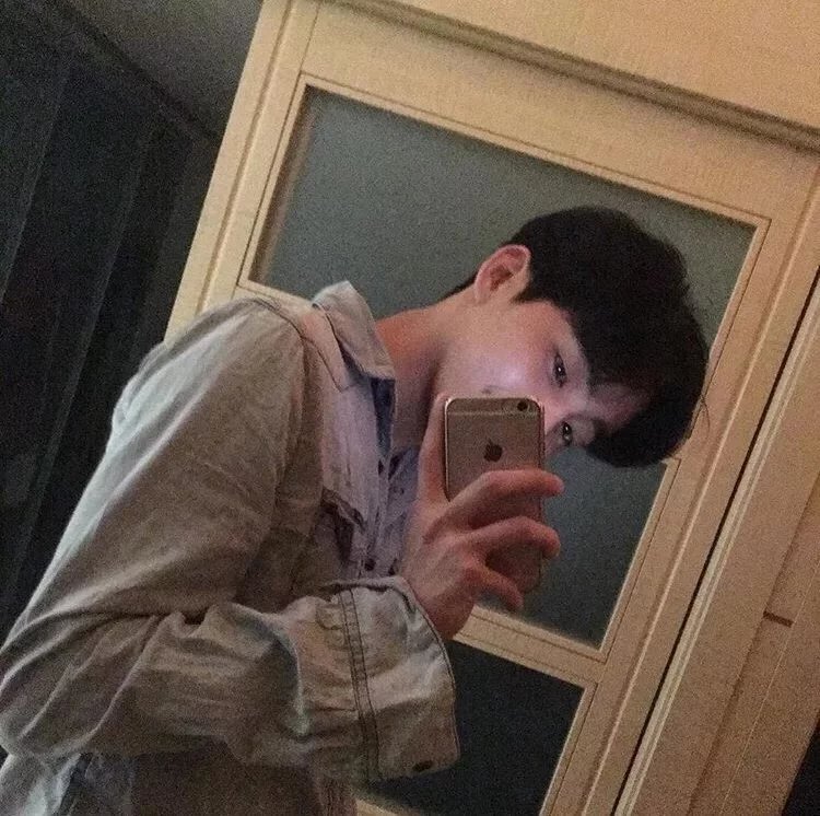 梅武飘蓝