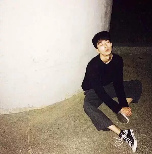 邓群雄蓝