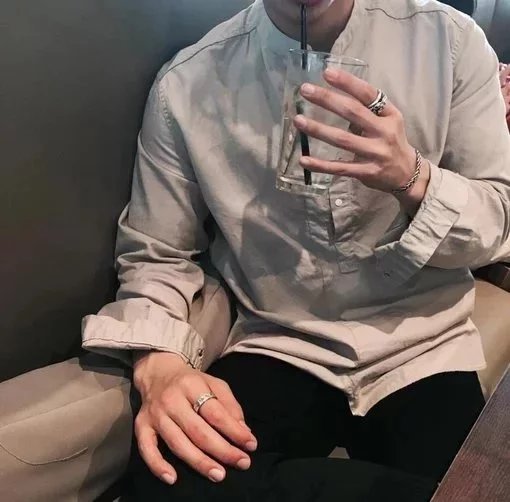长孙毅苇馨