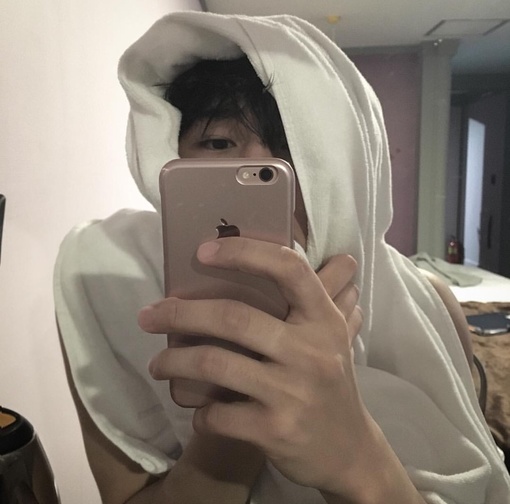 瞿叶罡荣