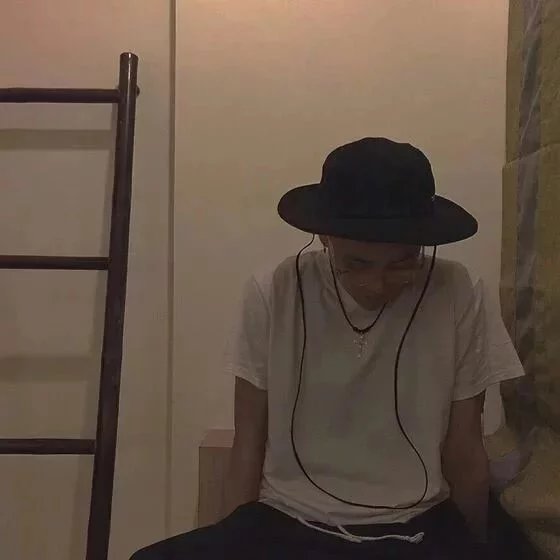 堵剑朗璐